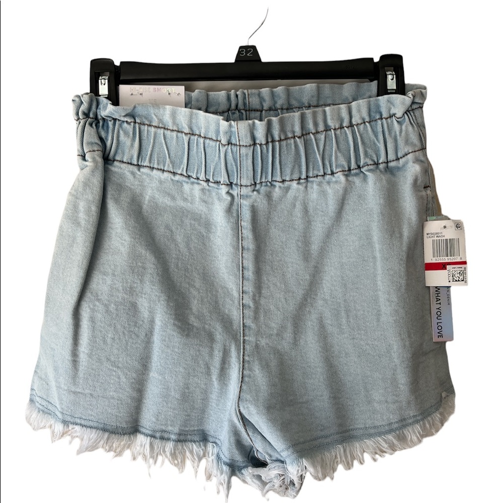 Tinseltown shorts‎